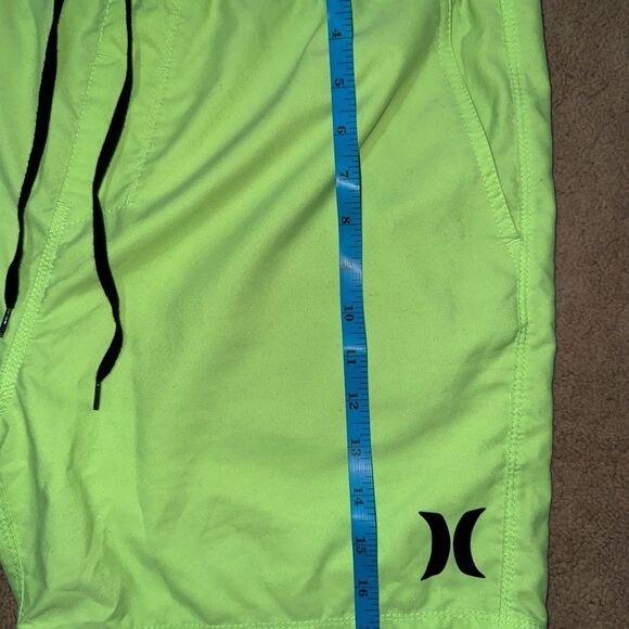 Hurley Shorts Worn Once - Picture 3 of 6